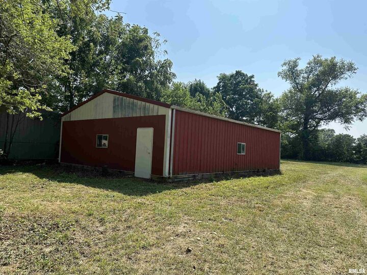 Property Photo:  307 N Main Street  IL 62836 