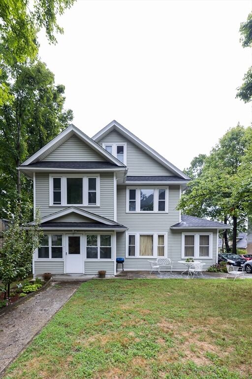 Property Photo:  51 South Lenox St 2  MA 01602 