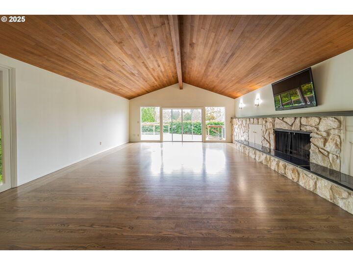Property Photo:  6360 SW 86th Ave  OR 97223 