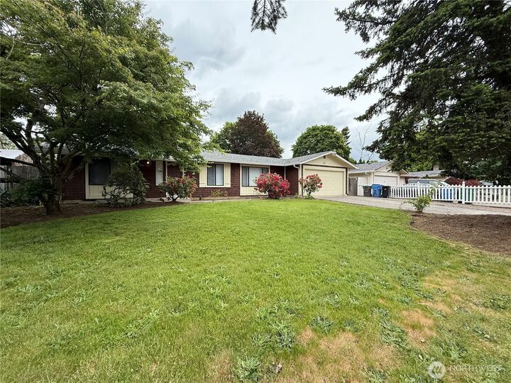 Property Photo: 13112 SE Laver Street WA 98683