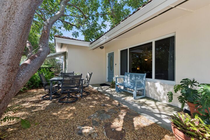 Property Photo:  167 NW 6th Avenue  FL 33432 