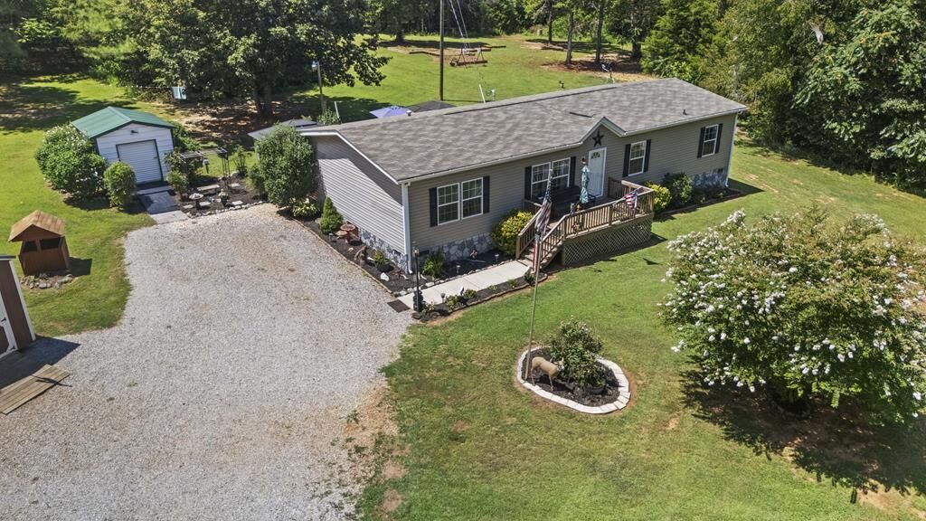 Property Photo: 24 Holly Tree Dr VA 23958