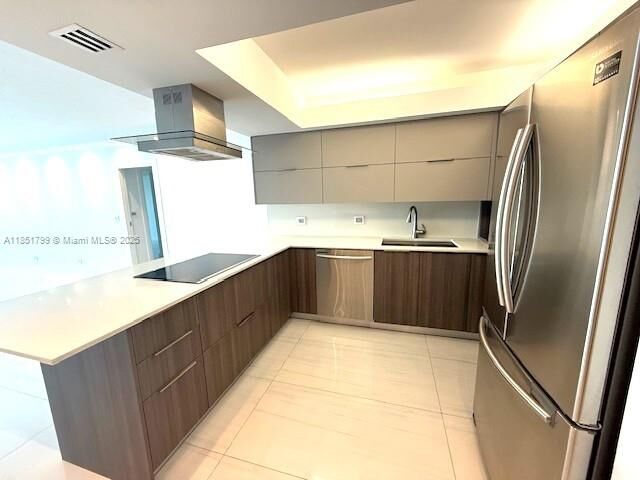 Property Photo: 20355 NE 34th Ct 1429 FL 33180