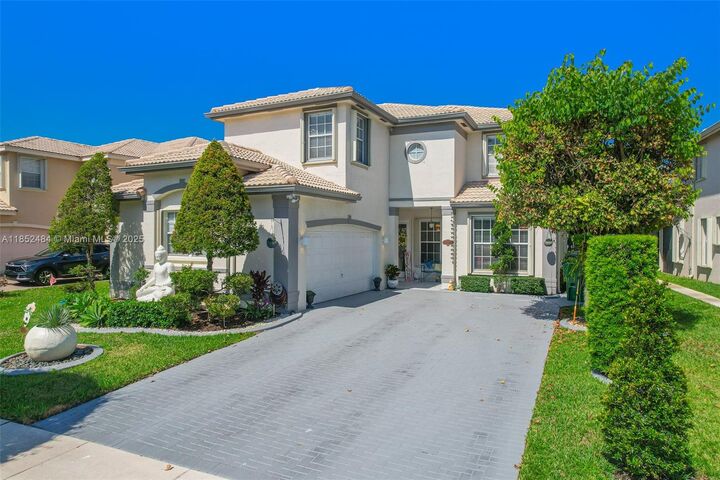 Property Photo: 4604 SW 132nd Ave FL 33027