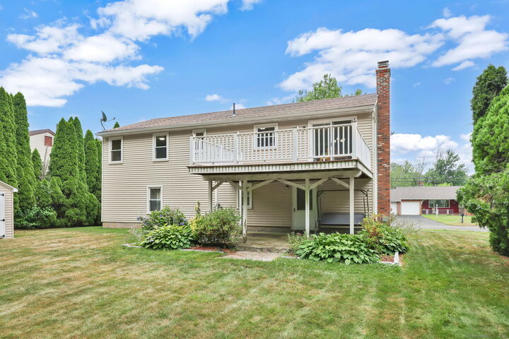 Property Photo:  93 Burnham Street  CT 06037 