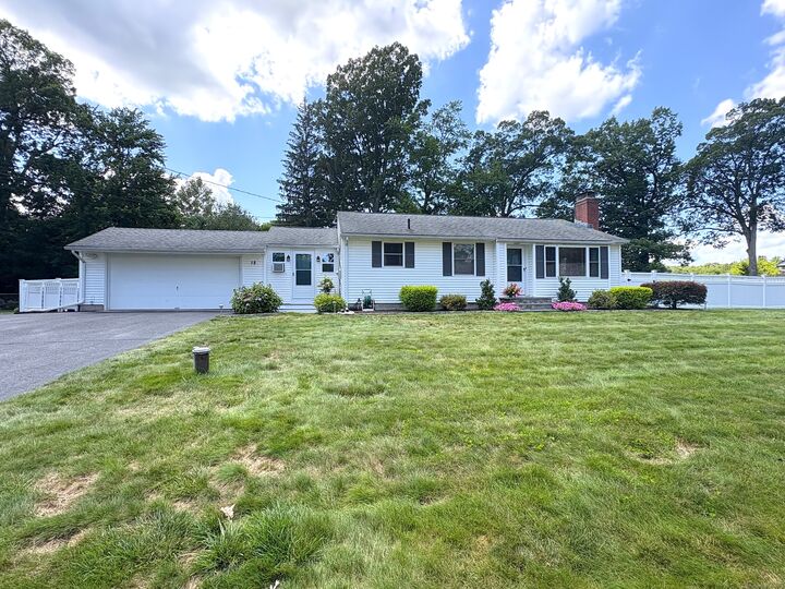 Property Photo:  12 Shady Oak Drive  CT 06082 