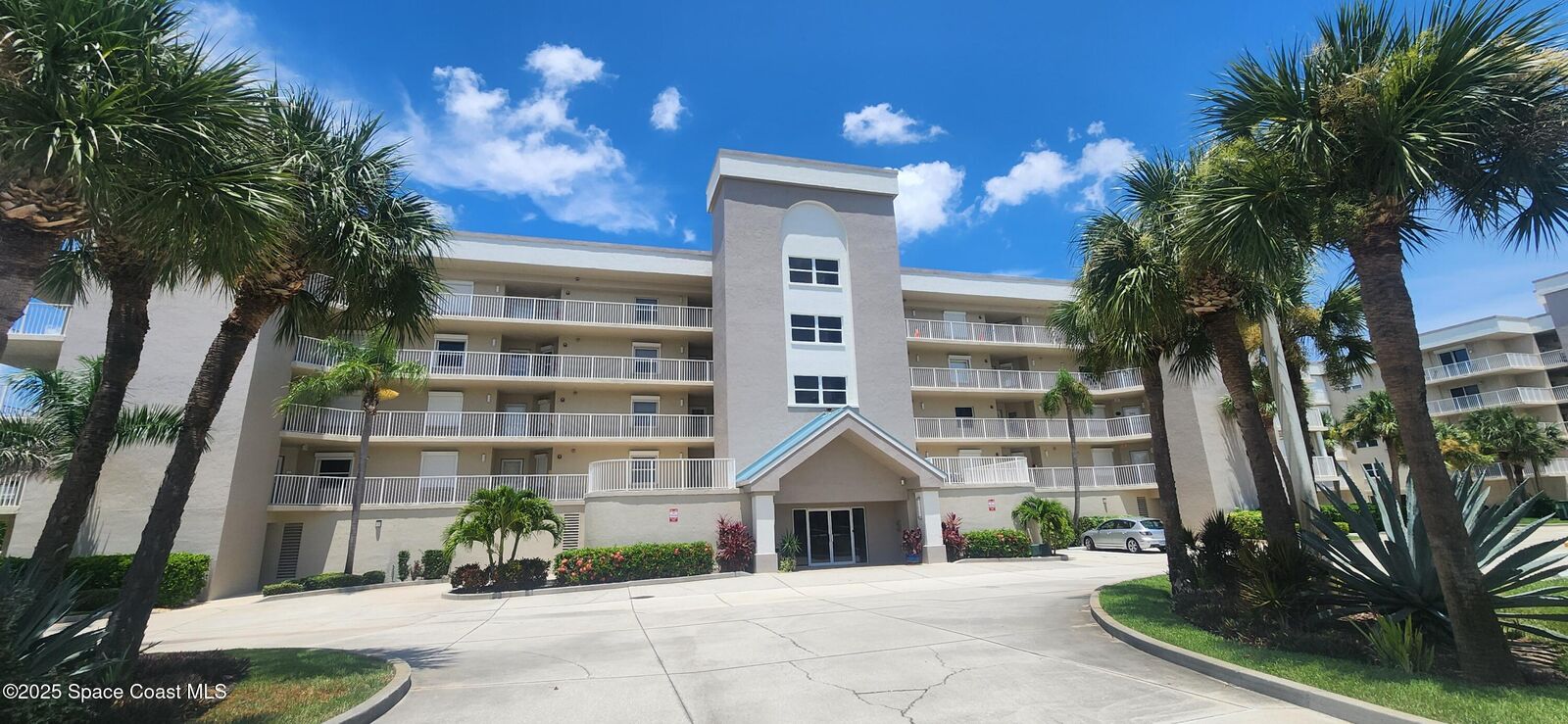 Property Photo:  602 Shorewood Drive  FL 32920 