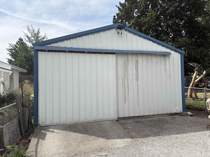 Property Photo:  11616 E Jackson Ave  WA 99206 