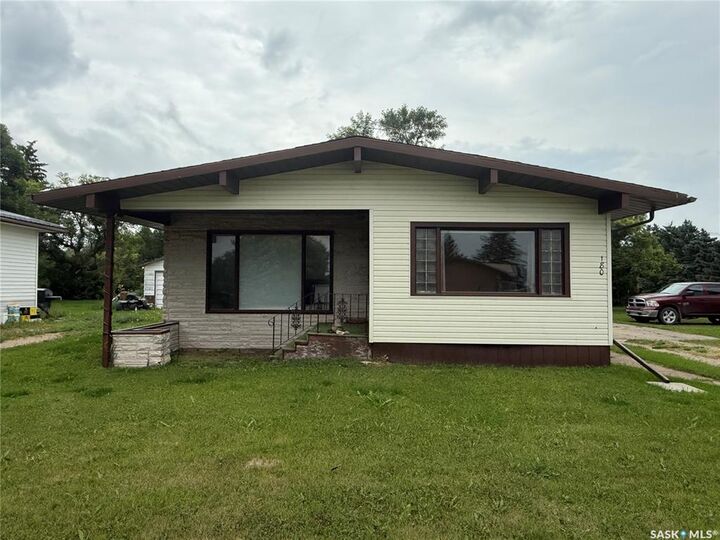 Photo de la propriété:  180/194 Main Street  SK S0G 0X0 
