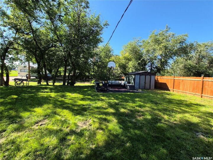Property Photo: 344 Centre Street SK S0N 1Z0