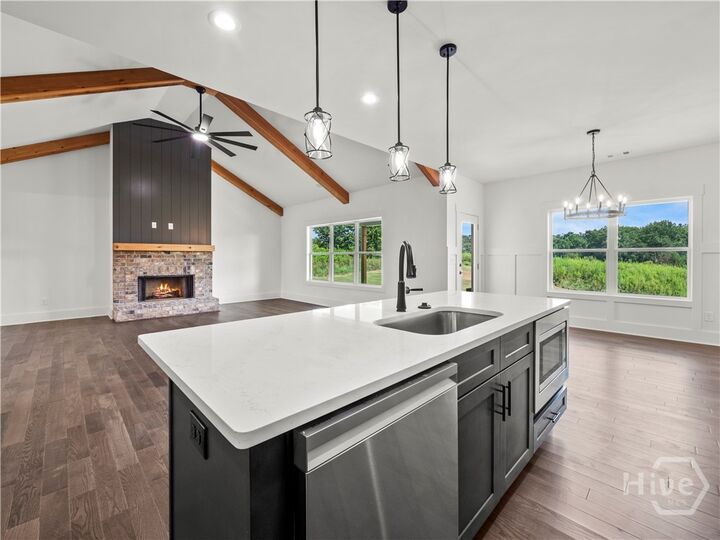 Property Photo: 323 Sweetgrass Drive GA 30535