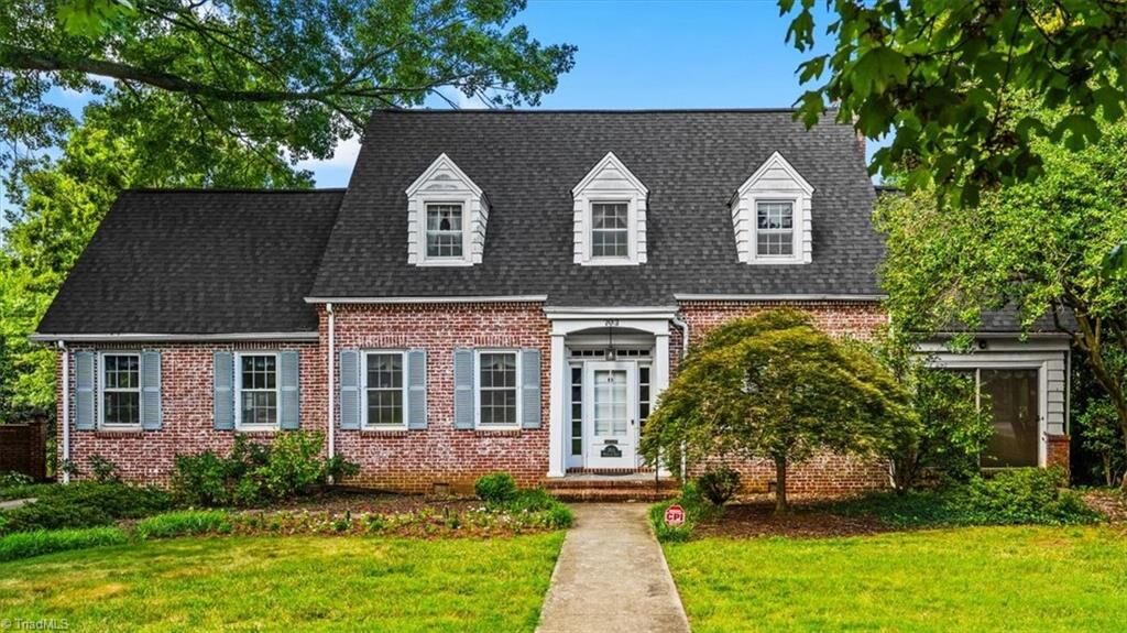 Property Photo:  703 Woodland Drive  NC 27408 