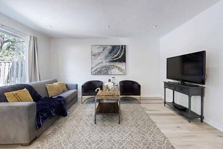 Property Photo:  29 Four Winds Drive 8  ON M3J 1K7 