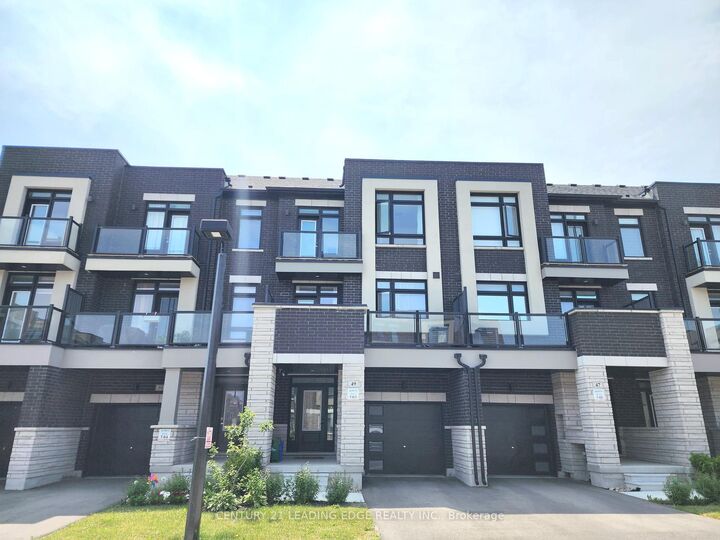 49 Riley Reed Lane  Richmond Hill ON L4S 0M3 photo
