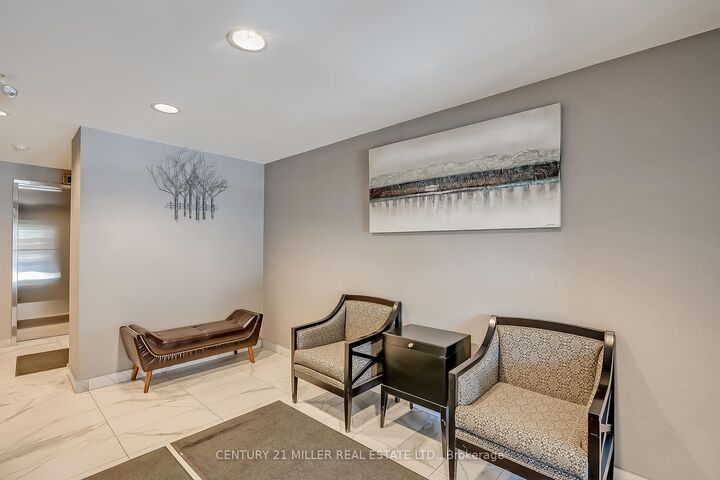 Photo de la propriété: 32 Tannery Street 608 ON L5M 6T6