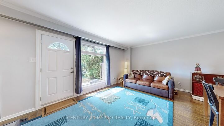 Photo de la propriété:  6 Lexington Avenue 5  ON M9V 3T3 
