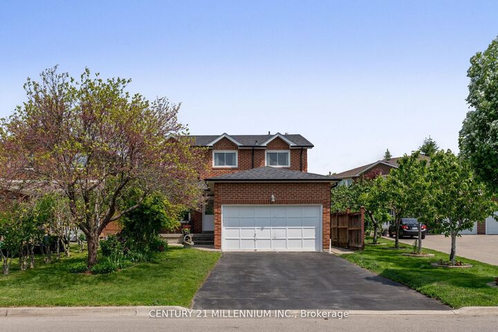 Property Photo: 17 Whitehaven Drive ON L6Z 2R5