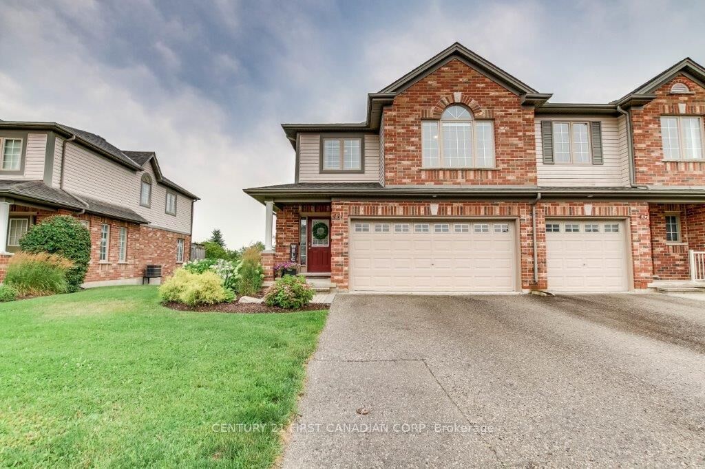 Property Photo: 441 Skyline Avenue ON N5X 4L2