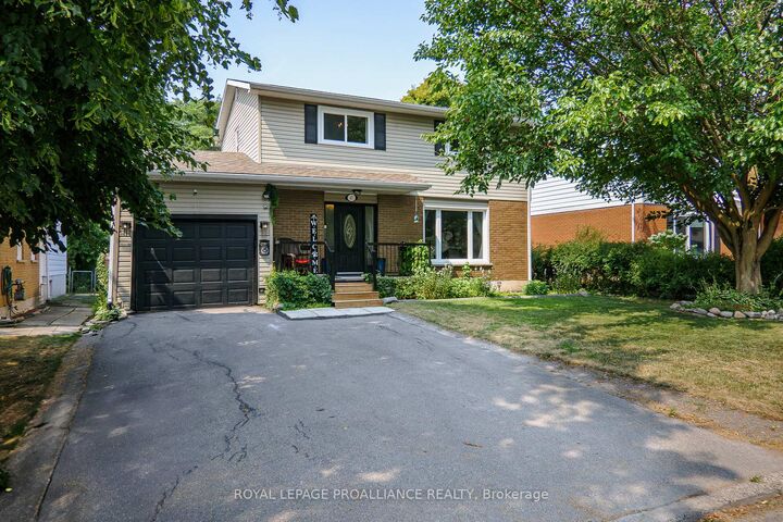 Property Photo:  67 Barbara Street  ON K8V 1Z6 