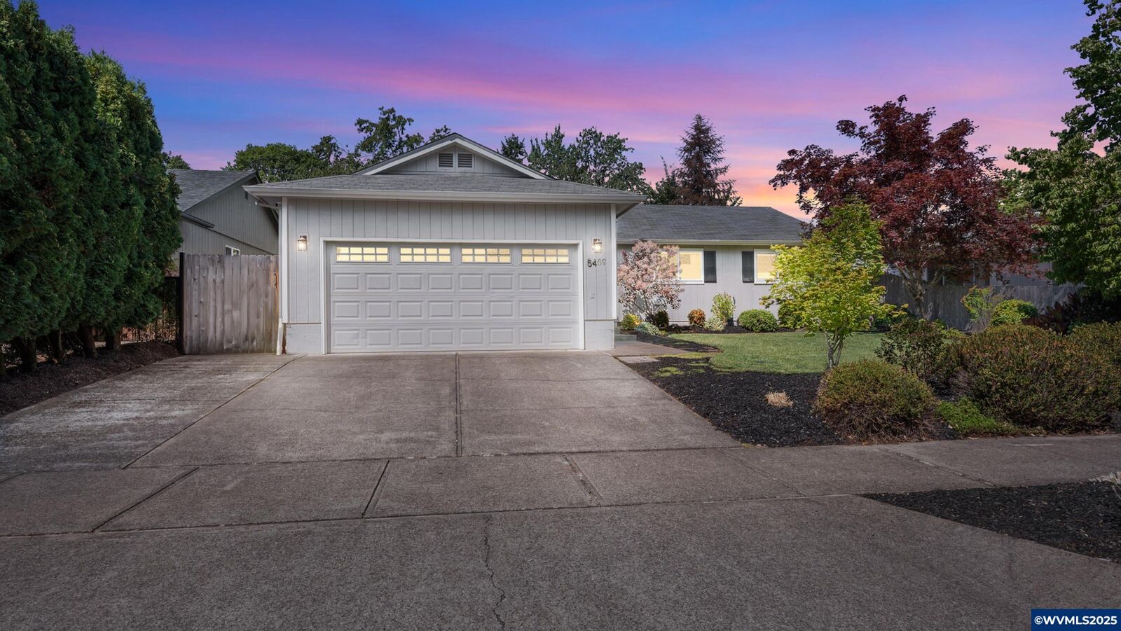 Property Photo:  5489 Brookwood St S  OR 97306 