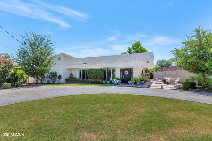 5971 E Orange Blossom Lane  Phoenix AZ 85018 photo