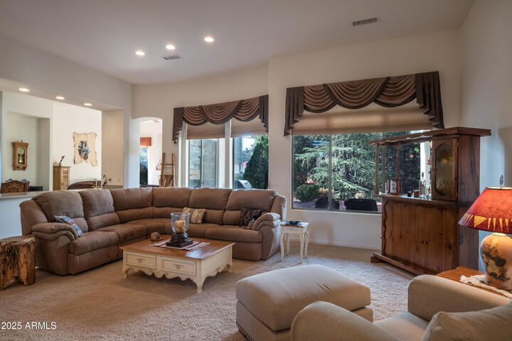 Property Photo: 722 Crown Ridge Road AZ 86351