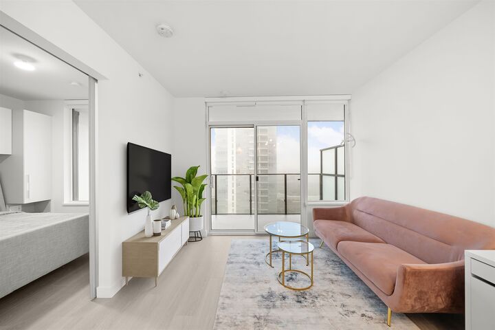 Property Photo:  6537 Telford Avenue 1310  BC V5H 0K9 