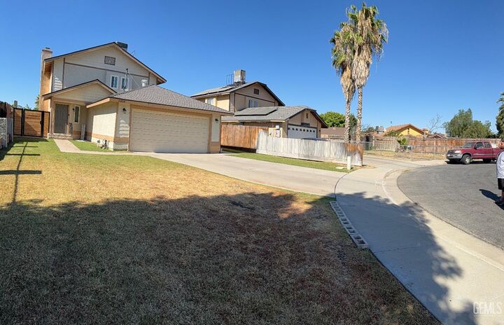 1304 Canyon Court  Bakersfield CA 93307 photo