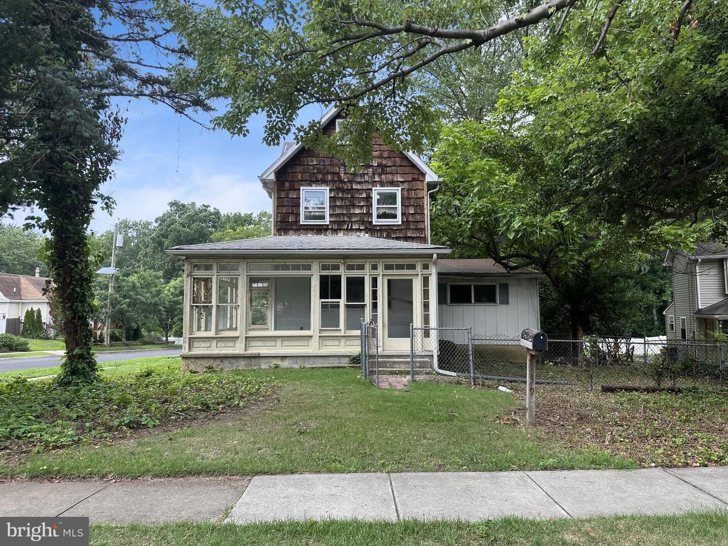 Property Photo:  139 Albany Avenue  NJ 08007 