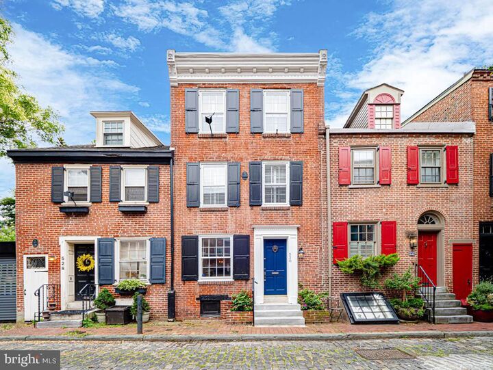 530 Cypress Street  Philadelphia PA 19106 photo