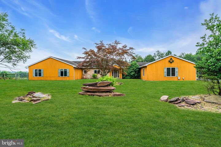 Property Photo: 425 Lambertville Hopewell Road NJ 08530