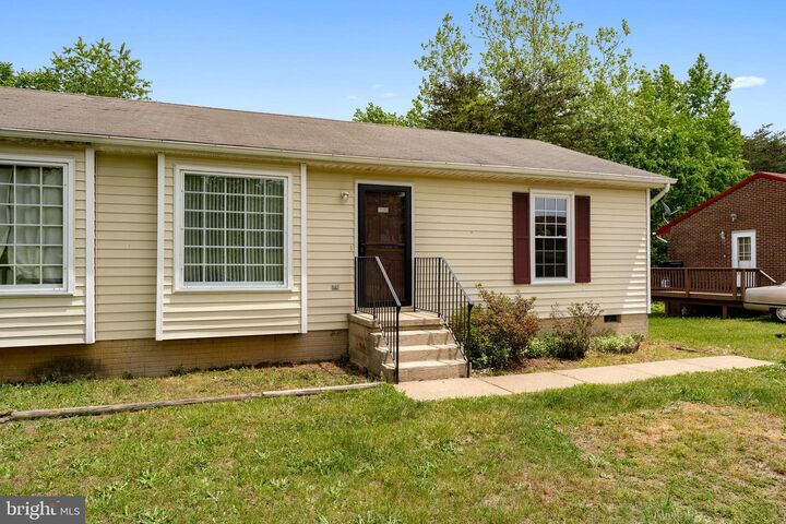 Property Photo:  2128 Kaiser Drive  VA 22407 