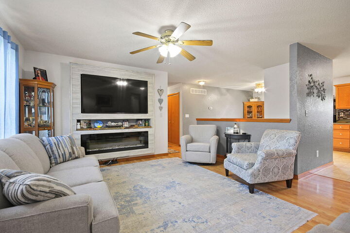 Property Photo:  1370 Lyric Ct  MO 65233 