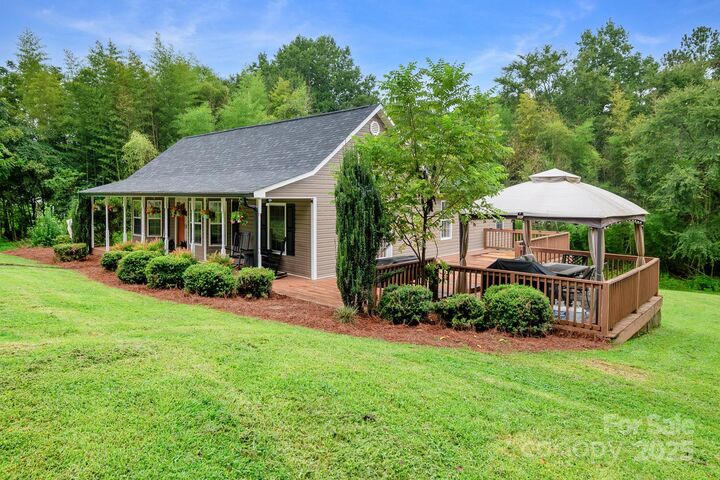 Property Photo:  2578 Laboratory Road  NC 28092 