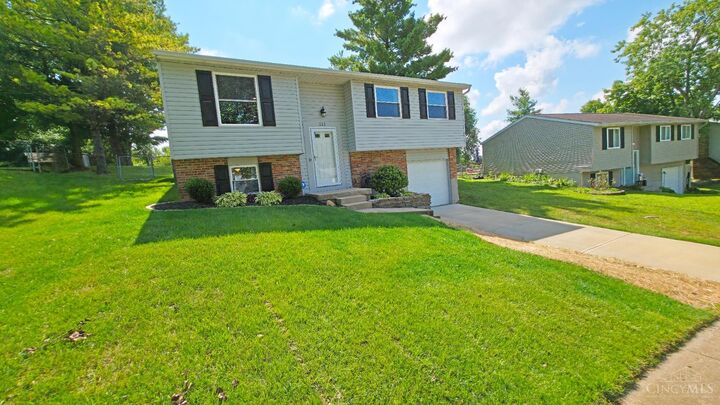 Property Photo:  211 Westbrook Drive  OH 45030 