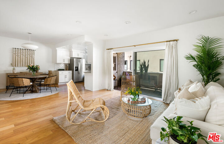 Property Photo:  1228 N La Cienega Blvd  CA 90069 