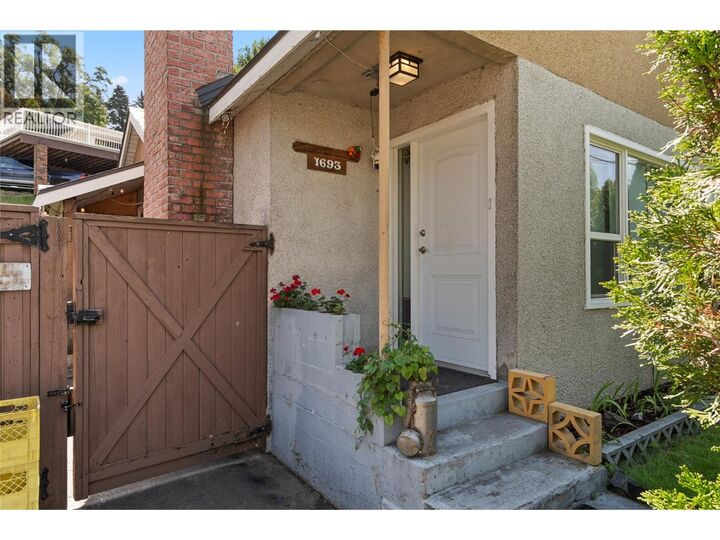 Property Photo: 1693 Valleyview Drive BC V2C 4B6