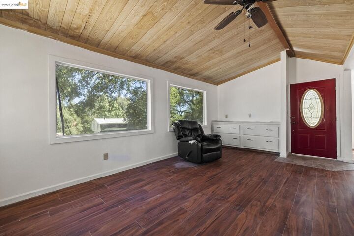 Property Photo: 19972 Inks Dr CA 95379
