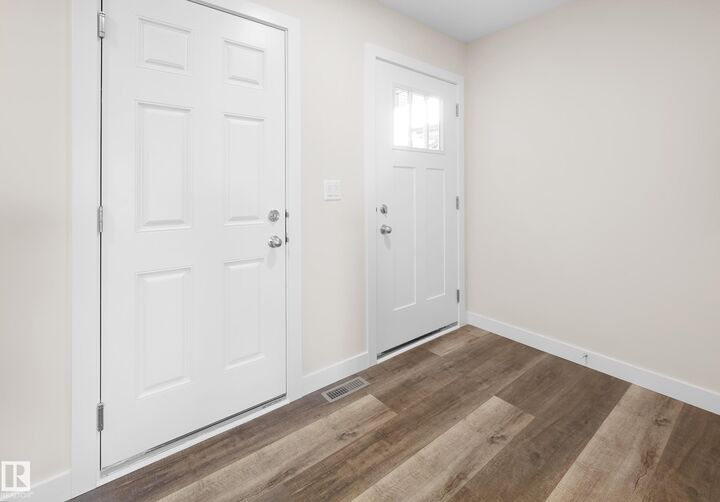 Property Photo:  752 Berg Loop  AB T9E 1G8 