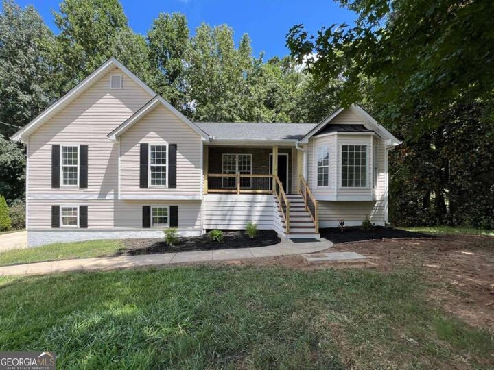 Property Photo: 134 Summer Lake Drive GA 30157