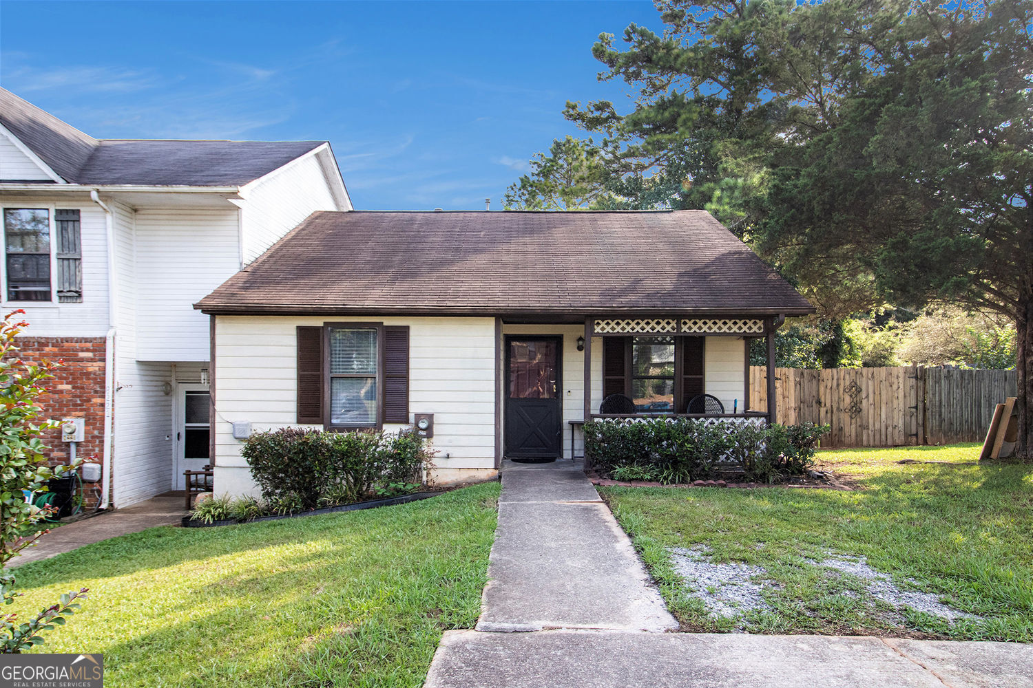 Property Photo:  8219 Canyon Forge Drive  GA 30274 