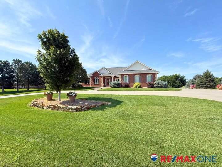 206 Bullard Drive  Garden City KS 67846 photo