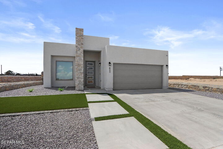 Property Photo: 833 Paseo Drusy Place TX 79928