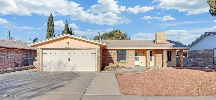 11237 Ivanhoe Drive  El Paso TX 79936 photo