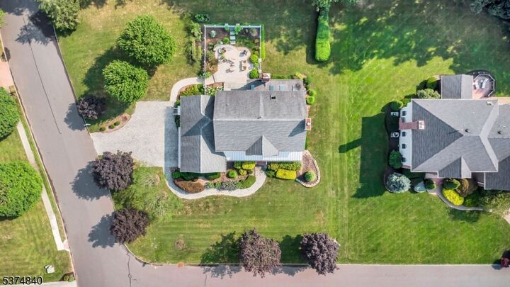 Property Photo: 1 Obrien Ct NJ 07921
