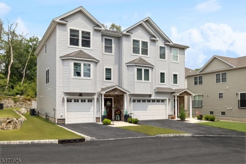 Property Photo:  6 Stanley Way  NJ 07465 