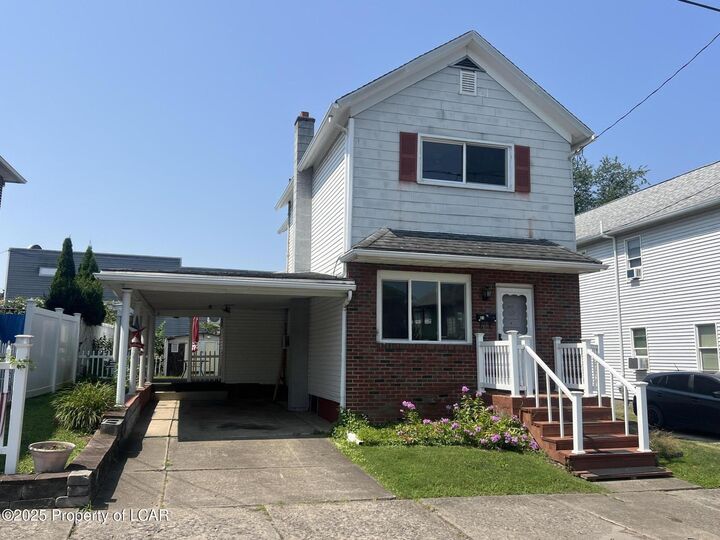 Property Photo:  29 Grant Street  PA 18643 