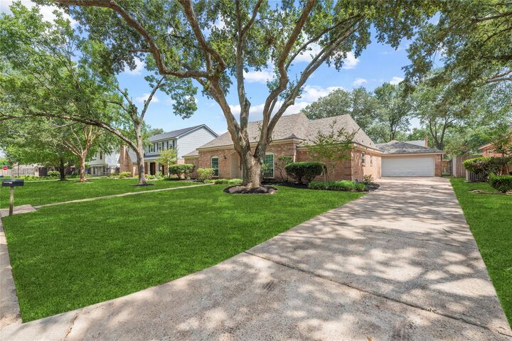 Property Photo:  18011 Oakworth Drive  TX 77084 