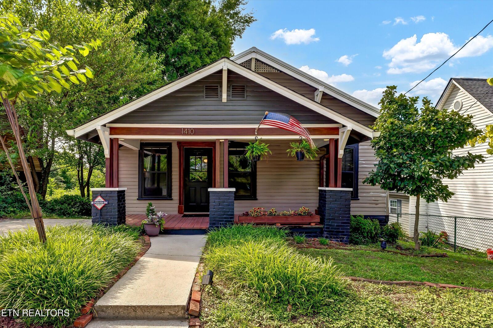 Property Photo:  1410 Cecil Ave  TN 37917 