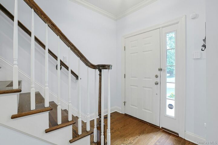 Property Photo:  88 Lakeview Avenue  NY 10583 